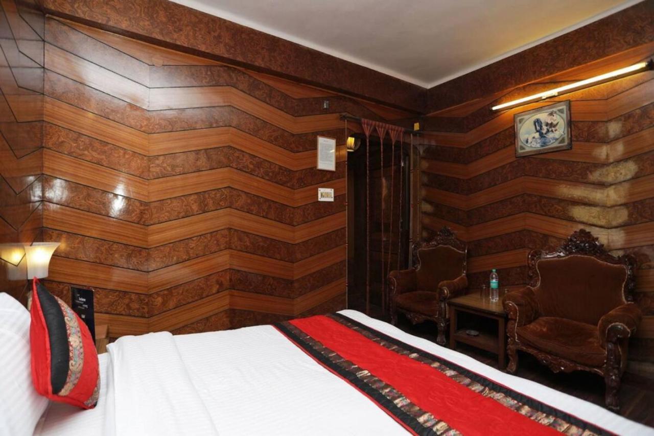 Goroomgo Ankur Lake View Mall Road Nainital - Prime Location With Luxury Room Ngoại thất bức ảnh